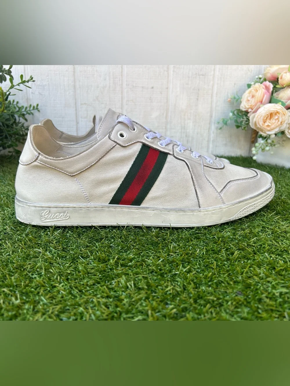 Gucci Men's Stretch low-top sneaker $980 white leather size 12 gently used